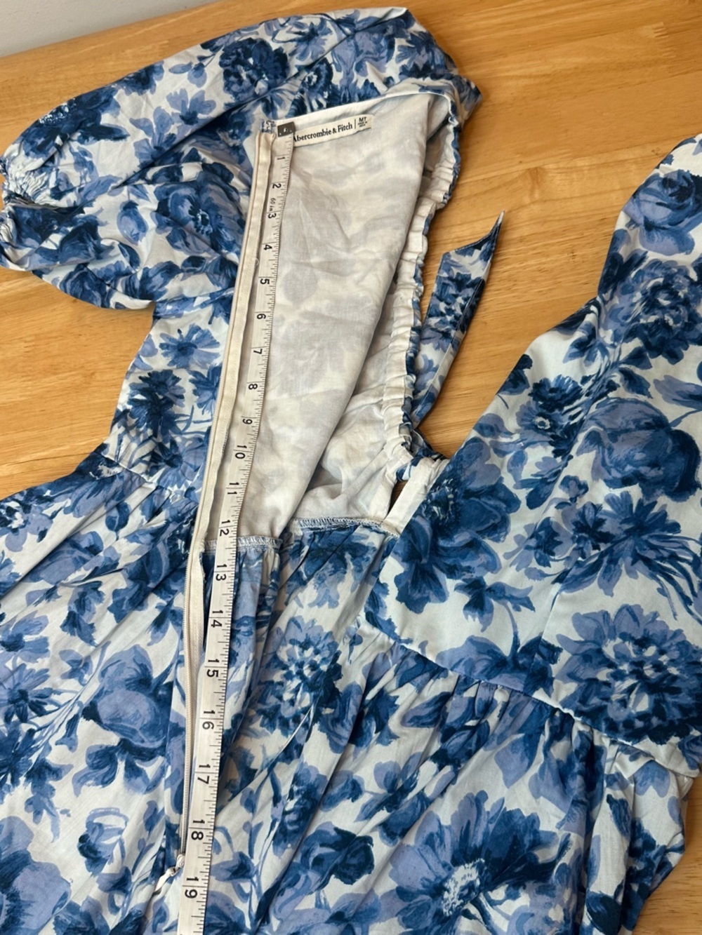 Abercrombie & Fitch A&F Cinch Front Poplin Blue Floral Mini Dress Size MT Medium - Picture 9 of 9